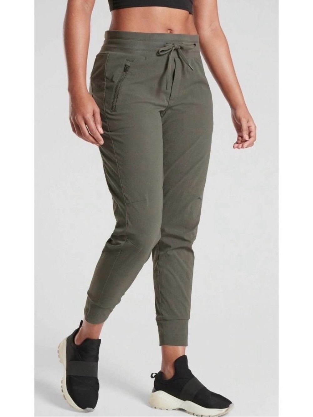 Athleta Trekkie North Jogger Olive Green Pants Drawstring Waist Women’s 4